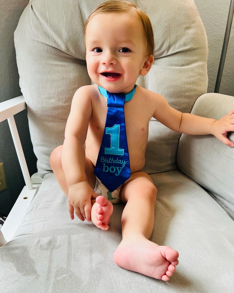 BeccaLittleton's tweet photo. One year ago you made me a mom! I’m not sure what I did to deserve to raise someone as special as you but I am so glad you are mine Billy Bob Littleton! I love you more than you could ever imagine! Happy 1st Birthday Baby boy! #1stbirthday #babyboy https://t.co/qMloxte65E