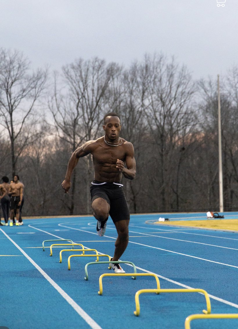 heart of a giant🤞🏿C/O 23 sprinter (recruiting 100% open)