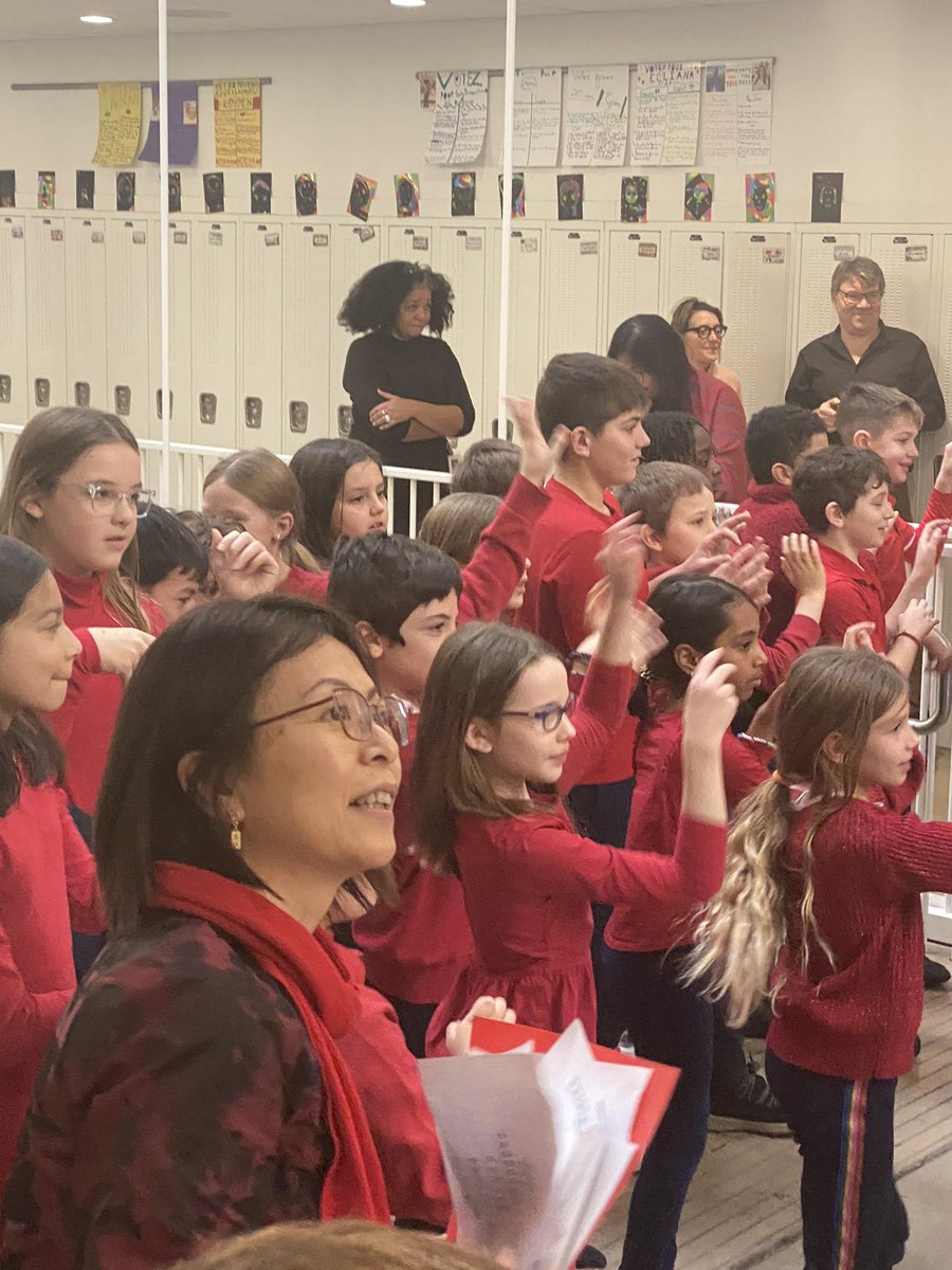 LFCpres's tweet photo. #AEFE #AFSA #FISNA #LyceeFamily #LFCJourney #LunarNewYear2023 #Bilingualism #Intercultural #excellence #LFC #DEI Lunar New Year celebration at LFC today, Lion dance and songs! 2023 年新年快乐 https://t.co/JcOvQJfD72