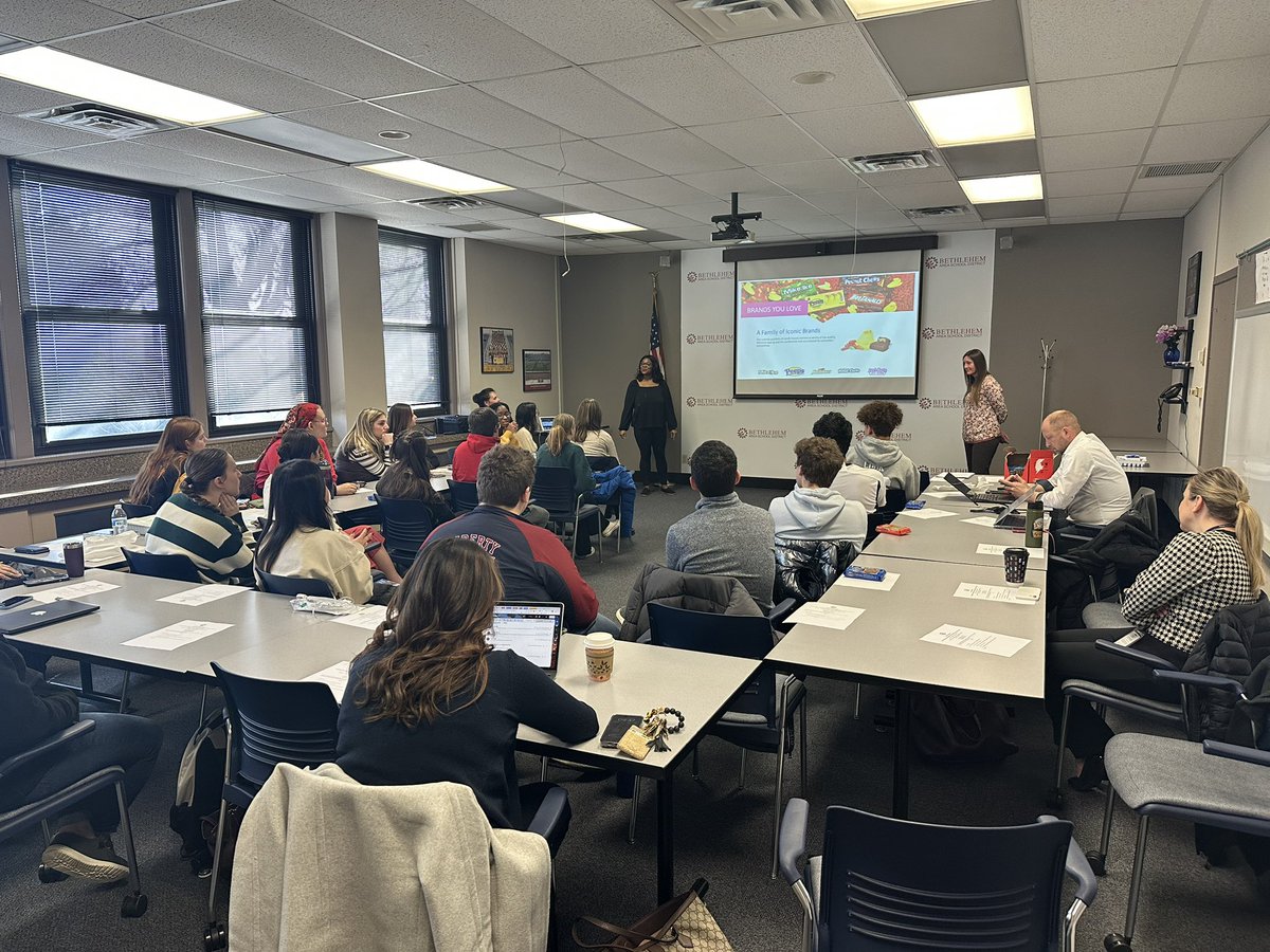 MrLittleScience's tweet image. Thank you reps from @bbraun_com @TyberMedical @BoschRexrothUS and @JustBornInc for participating in a discussion about Careers in STEM in the Lehigh Valley with our @BethlehemAreaSD students. @LibertyHigh @MissRichardsLHS @Leesonscience @hbailey3LHS @basdjacksilva @BASDSUPT