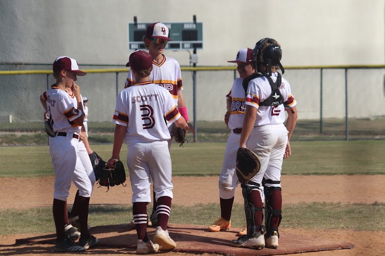 DSBaseballClub's tweet image. In a few weeks, our #DSBC #selectbaseball teams will kick off the season! At each practice, our committed players &amp;amp; coaches work on core #baseball fundamentals as they prepare for upcoming tournaments💪🏼⚾️

Follow us to stay in the loop as we post #DSselect updates &amp;amp; highlights!