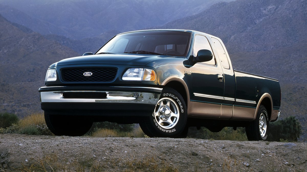 Check out decades of @Ford trucks photos by year, make, and model with the #FordHeritageVault! With over a million downloads and counting from #Ford fans, take a test drive at: FordHeritageVault.com #TBT