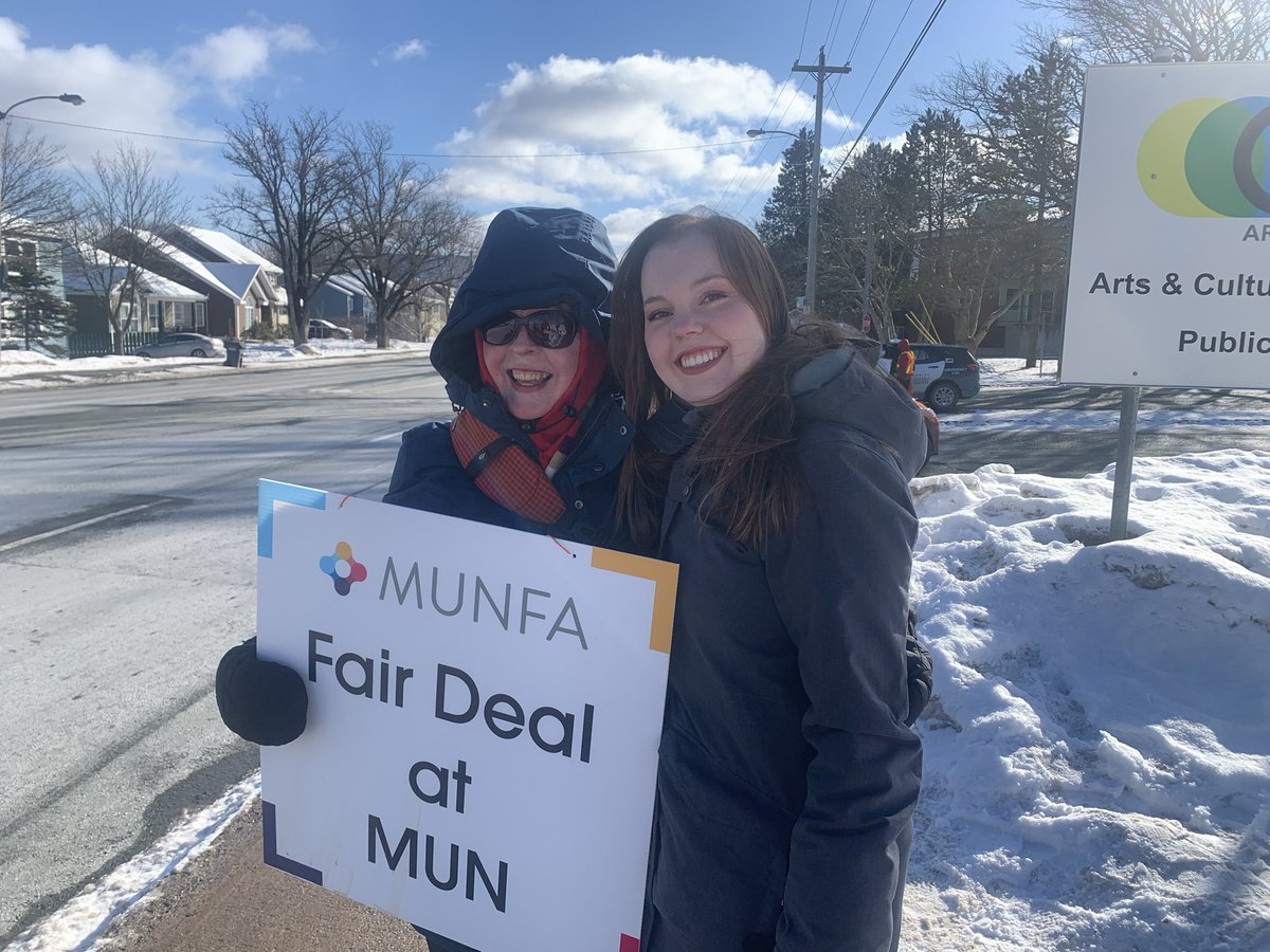 Paid a visit to my mom at the picket lines today. Here as a student supporting all the MUN Faculty as they deal with this unfairness <a href="/MUN_Students/">Memorial U Students</a> <a href="/MemorialU/">Memorial University</a> <a href="/MusicAtMemorial/">Music At Memorial</a> <a href="/AnthonyGermain/">AnthonyGermain</a> <a href="/CBCNL/">CBC Newfoundland and Labrador</a>