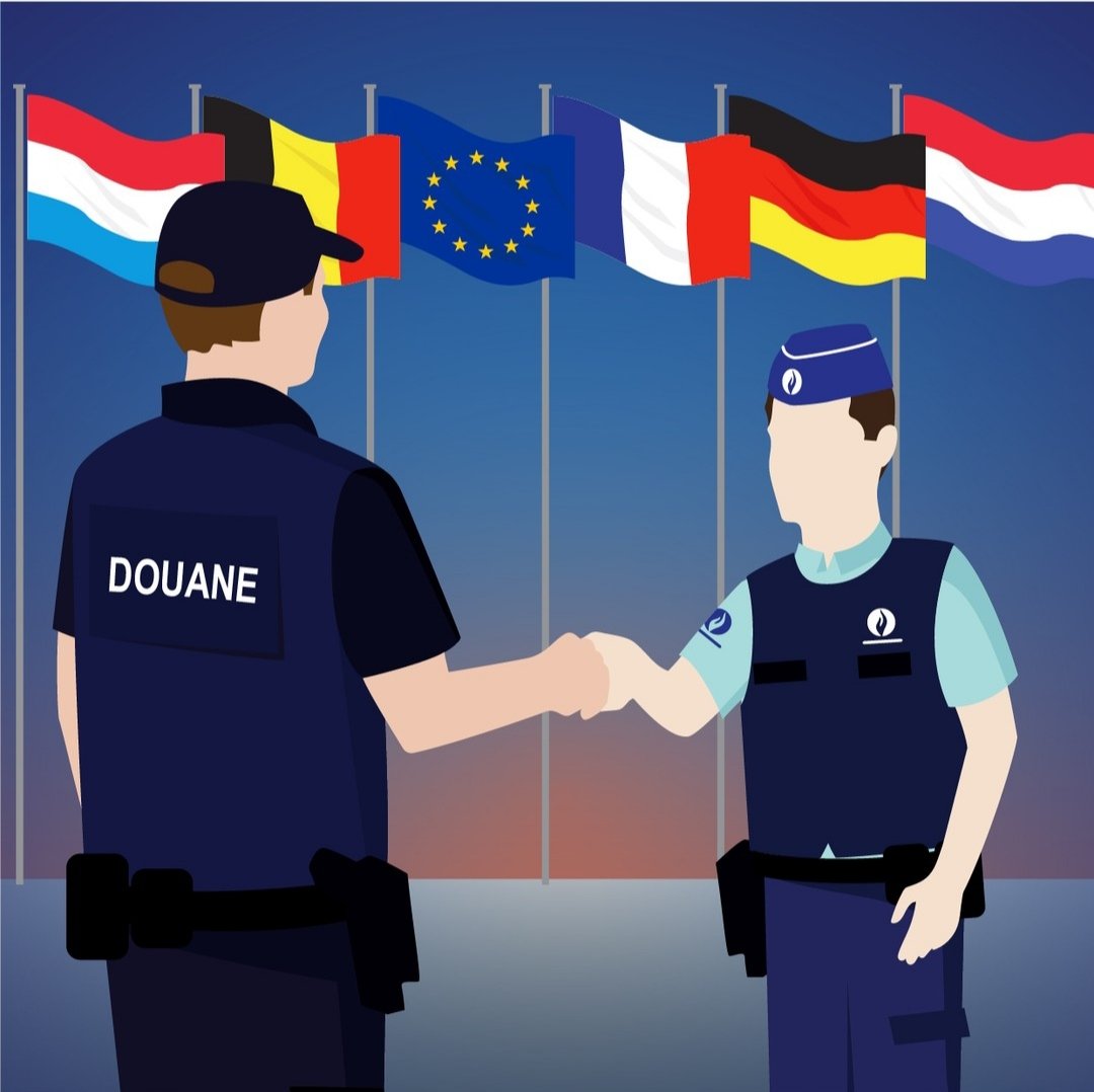 Police Comines tweet media