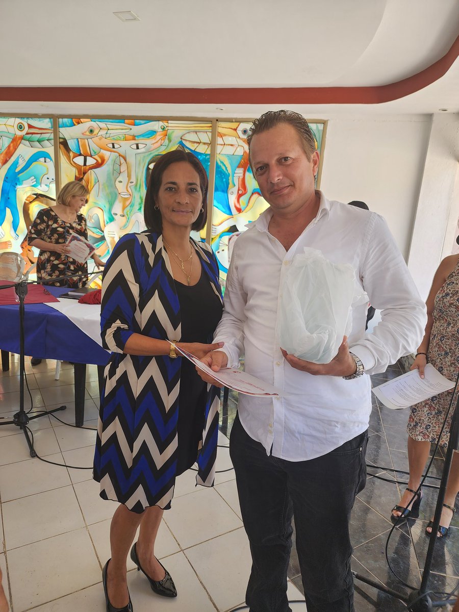 Bufetes Colectivos Granma tweet media