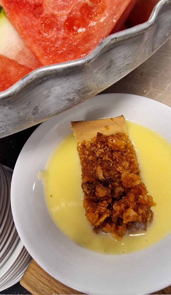 No need for filters when foods that colourful <a href="/Gatewaysschool/">Gateways School</a> today.
 Moroccan meatballs, falafel, rice, couscous, houmous,feta salad so much choice.
Also my favourite school pudding as well cornflake tart &amp; custard yum yum.
<a href="/HolroydHowe/">Holroyd Howe</a> <a href="/OliCullers/">Oli Cullingworth</a> <a href="/pammybabe68/">pamela dixon 🐝</a> <a href="/chefbenji64/">Ben Cook</a>