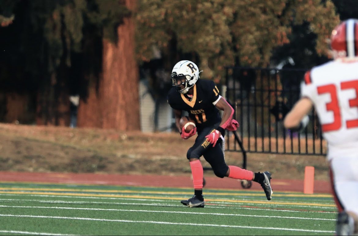 MyquisF's tweet photo. All time High school Highlights
2023 DB looking for a home
-6’1 170lb
-3.2 GPA
-Roosevelt High School🏈
-Portland, Oregon
-Under 250 yards allowed over 3 years🔒
@SBLiveOR #9 ranked CB
@BrandonHuffman @PrepRedzoneOR @B12PFootball 

https://t.co/tniFhDmRFs https://t.co/cgPoq6fduo