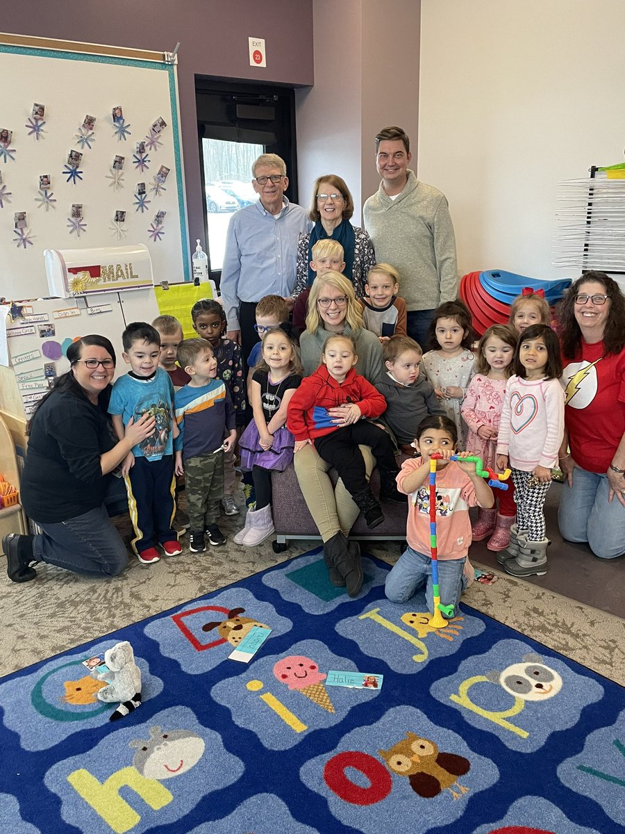 NRlilBears's tweet photo. We are so proud of our very own Lil’ Bears teacher Mrs. Pekare as this years Crystal Starfish Award winner, recognizing all she has done for our students! Way to go! https://t.co/ztfpYkgqfw