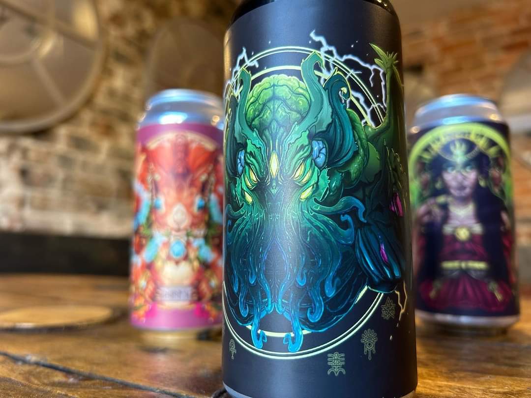 How freakin’ sexy do @Tartarusbeers look in can 😍🔥👀
Complete #tryjanuary and drink all

🐿️ RATATOSKR - 4.4% Kveik Pale Ale

🐶 KOBOLD - 5.5% Hefeweizen

🧙‍♀️ HECATE - 5.7% Dark Chocolate & Coconut Stout

🐲 CTHULHU - 12% West Coast TIPA
Click the link 👇 
anchorandhops.co.uk/s/search?q=Tar…