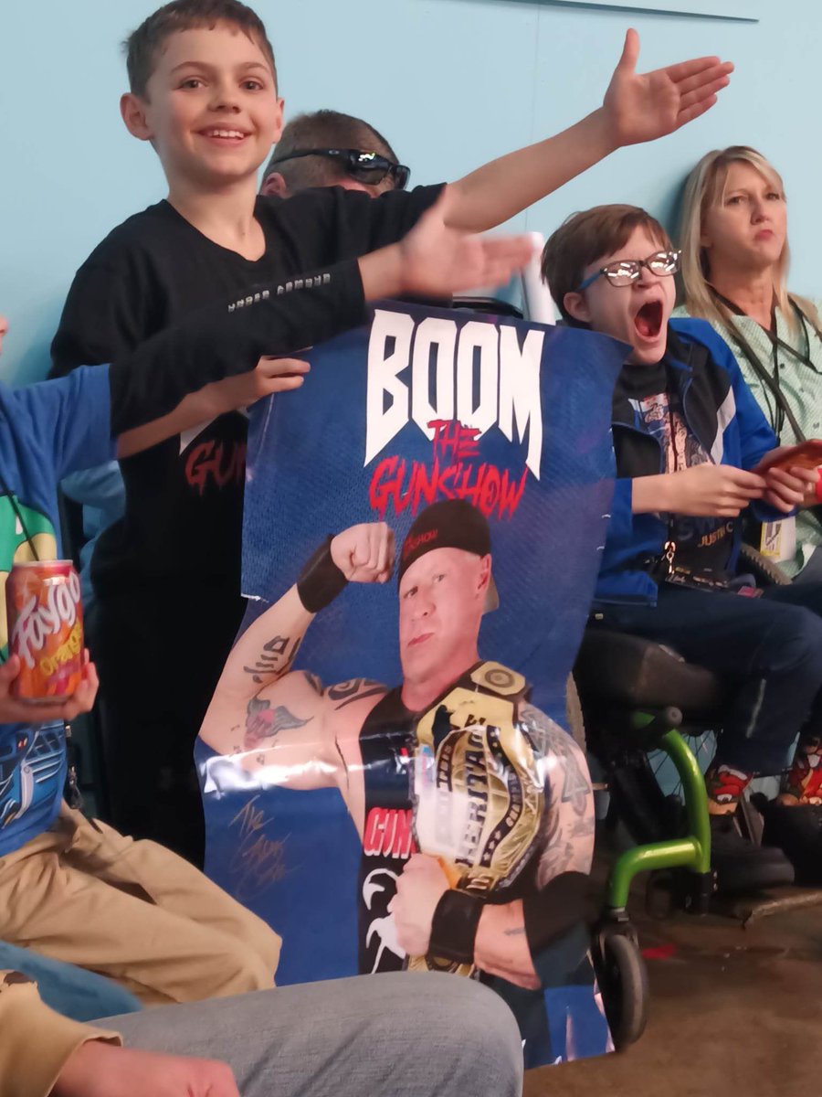 Mem_Wrestling's tweet photo. Last week, history was made at #MILESTONE100 when @thegunshowbret1 reclaimed the Memphis Heritage Championship!
This Saturday, we will find out who his first opponent will be! πͺπ₯
#MemphisWrestling https://t.co/WZwYE3tkVz
