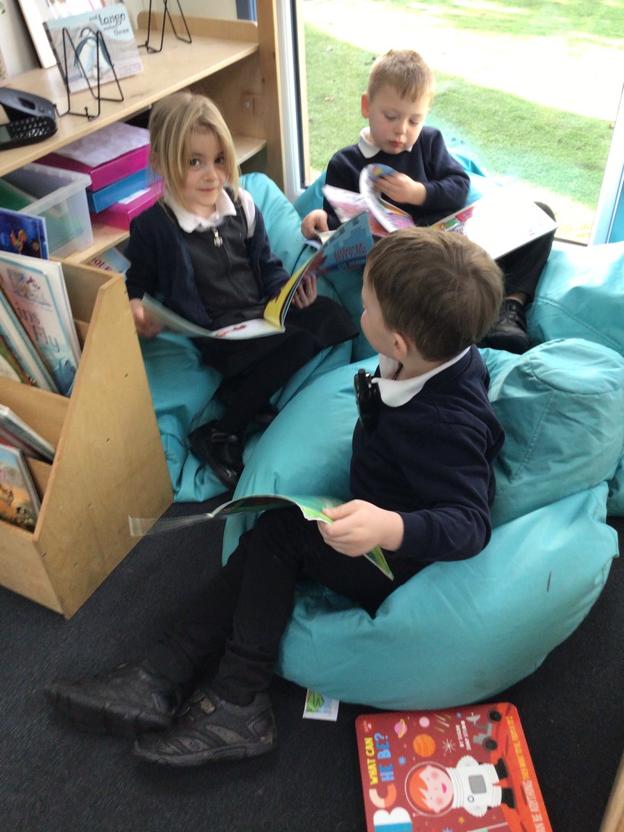 H_E_P_S's tweet image. Lots of jungle related fun in Cocklemoor this afternoon. One activity involved children matching animals to their correct print. Children enjoyed building “a waterfall” in the jungle small world area. #hepscience