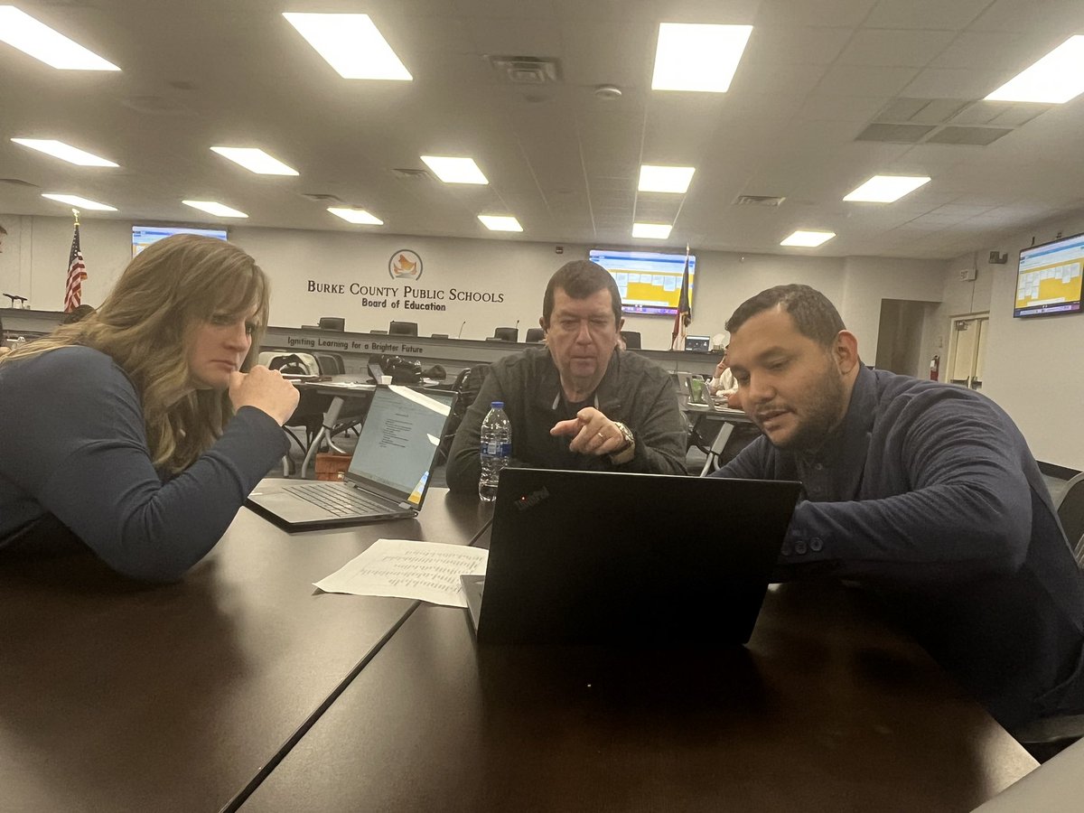 JuliaHigdon's tweet image. Districts collaborate and discuss effective strategies to successfully serve migrant students at NCDPI Migrant Education identification and recruitment training this afternoon. Strategies center around: relationships, communication, and vigilance. @NCDPI_OFP @ncpublicschools