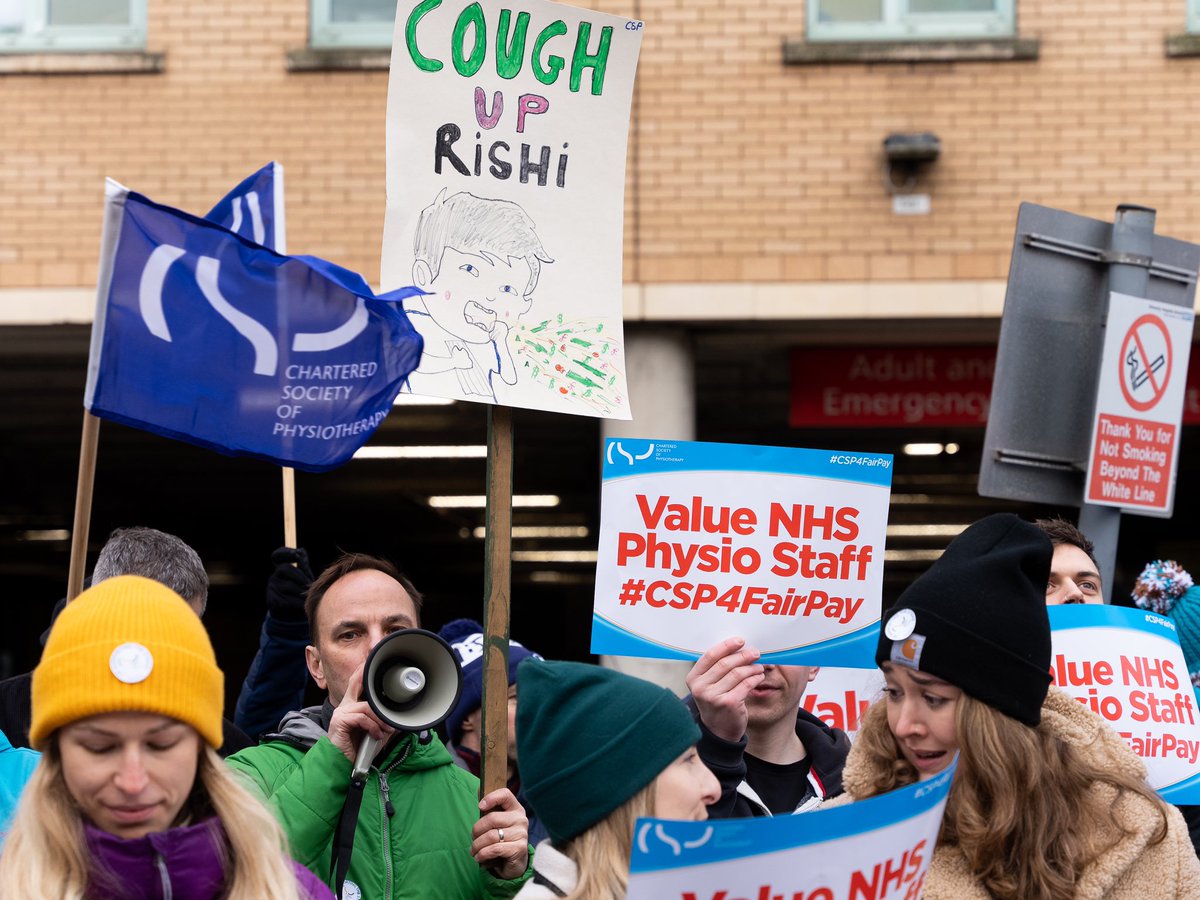 Carmel Meek tweet media