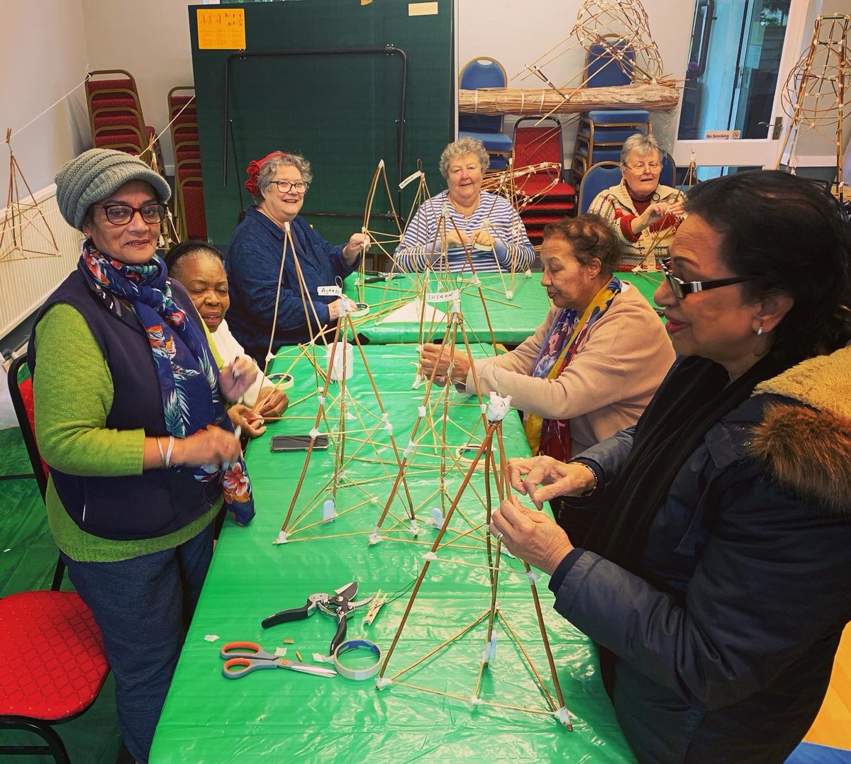 ThingumaTheatre's tweet photo. Lots of lanterns, tea and natter here in #Bexhill getting ready for Saturday’s #BexhillAfterDark by @18hoursevents
#lanternparade #lanternworkshop #pimpmymobilityscooter https://t.co/WAXpBW36Ls