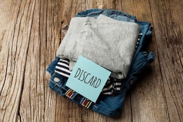 organizingmoms's tweet photo. 100+ Easy Things To Get Rid of Today: Declutter Your Life https://t.co/7FCCjM3wUA https://t.co/OJdJc1T44f