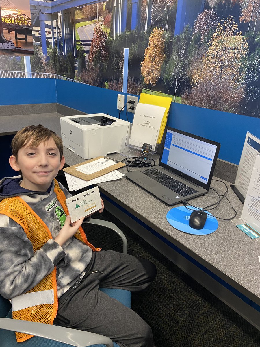 Kristin Wingfeld tweet media