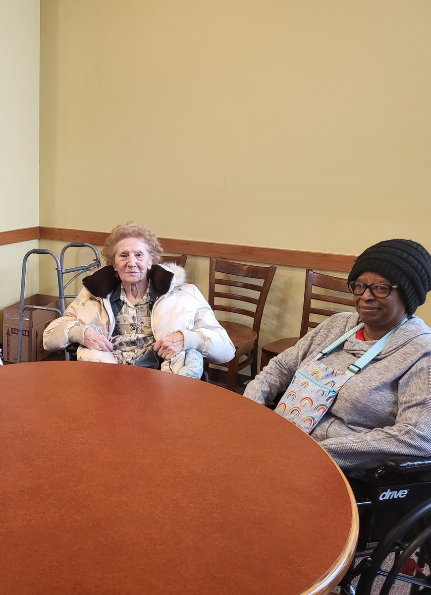 NoviLakesHC's tweet photo. Monday was National Pie Day!  To celebrate we took some of our ladies to our local @grandTraversePieCompany . Our ladies were treated to a free slice of delicious pie! #trilogyliving https://t.co/c0c1nPqoMe