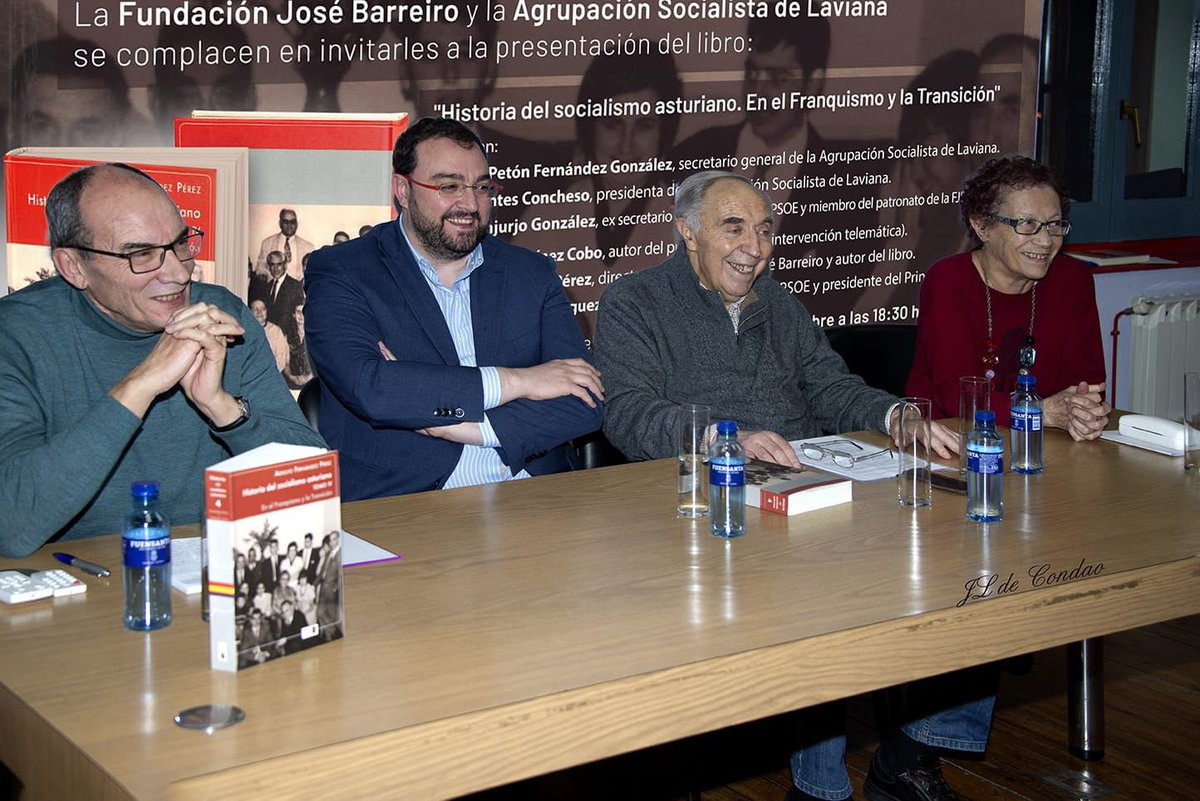 AdrianBarbon's tweet photo. Ha muerto Adolfo Fernández, Director de la Fundación José Barreiro. Profesor, historiador, un hombre bueno. El socialismo asturiano pierde a su mejor biógrafo, a nuestro guardián de la memoria.
En respeto a él, suspendemos el acto del sábado. 
Mi cariño, de corazón, a su familia. https://t.co/WxqoHBn3aL