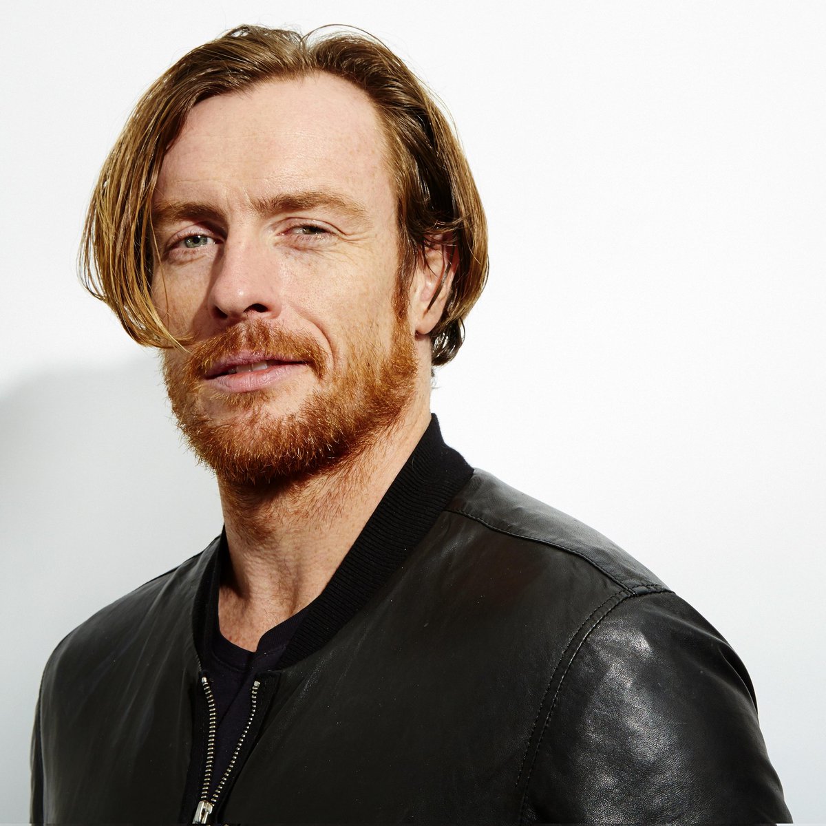 Percy Jackson News 🔱 on X: Toby Stephens is Poseidon in