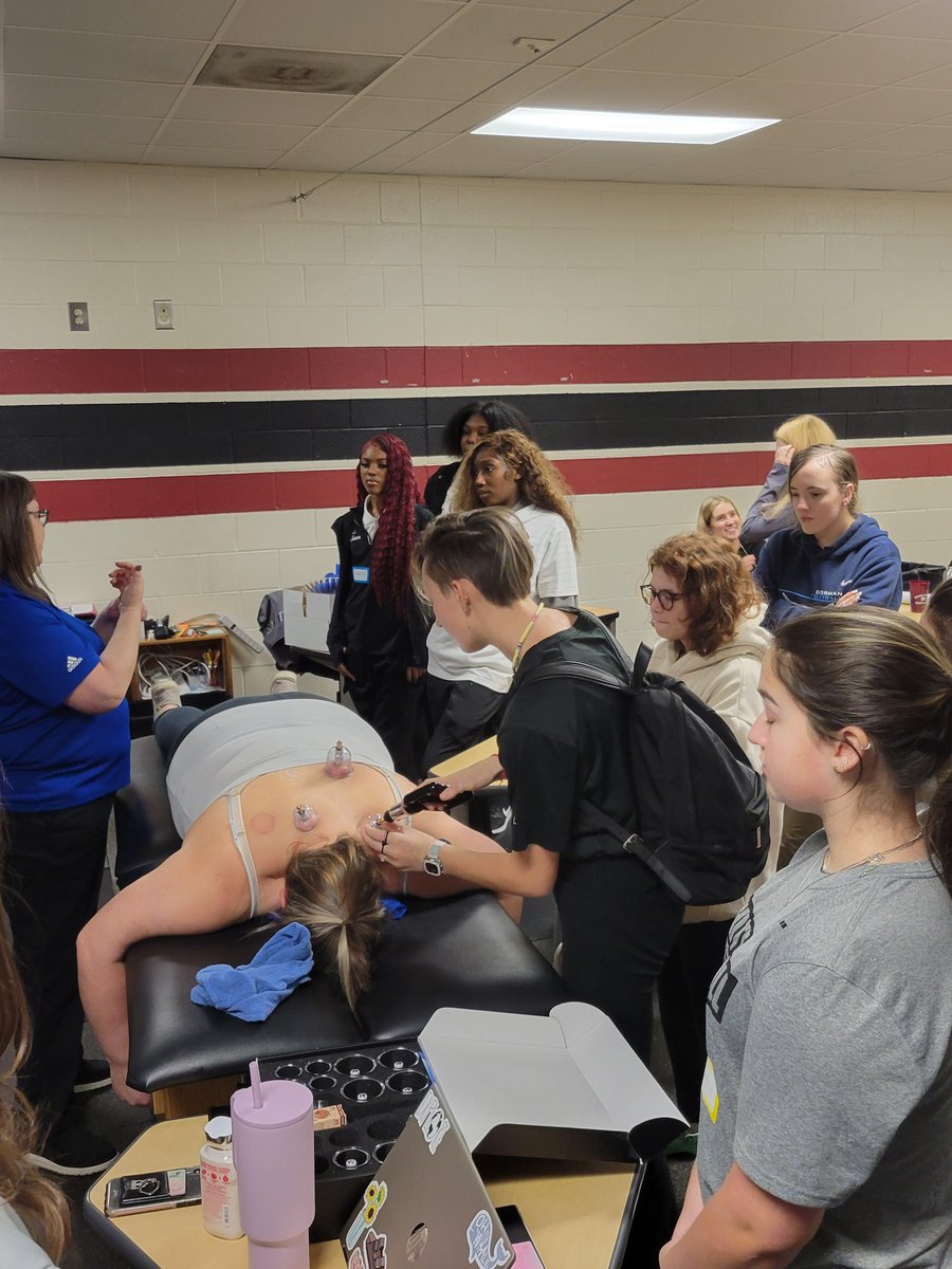 SCATCs's tweet photo. Can every week be the Secondary Schools Workshop? Students from various high schools attended last Saturday, learning  about the AT profession, AT skills, and meeting some students and athletic trainers from our college/university programs! #tbt #scata #athletictrainer https://t.co/WgOBSKN6zW