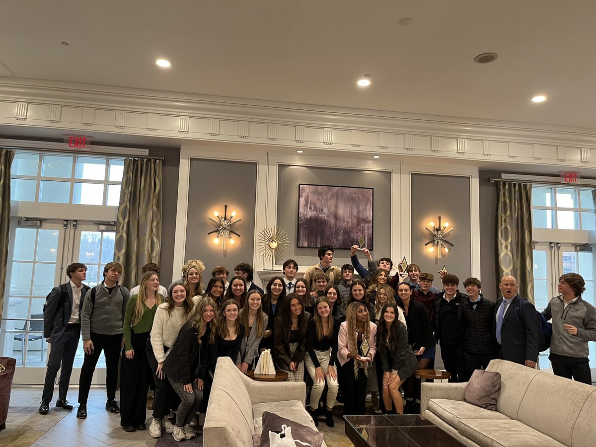 Congratulations to our DECA State Qualifiers. Big shout out to our DECA program. So proud of all them and how they represent our school and district. #clawsup. <a href="/Todd_spinner/">OlentangyBerlinBears</a>