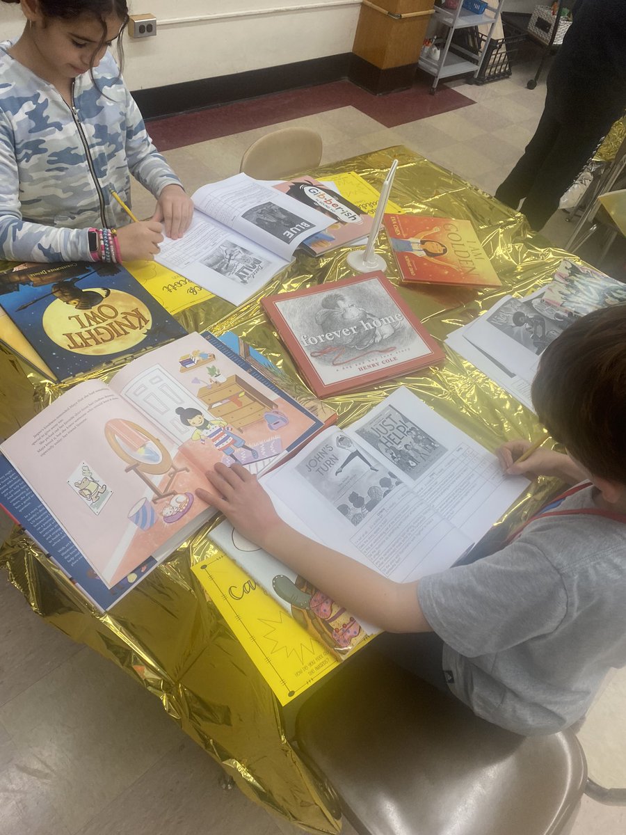 Kim Lynch (@mslynch5th) on Twitter photo This afternoon we continued the Caldecott celebrations! We can wait to find out the official winners next week! #ewlearns <a href="/WilletsRoadMS/">Willets Road School</a> <a href="/AnshuPrabha07/">Anshu Prabha</a> This afternoon we continued the Caldecott celebrations! We can wait to find out the official winners next week! #ewlearns <a href="/WilletsRoadMS/">Willets Road School</a> <a href="/AnshuPrabha07/">Anshu Prabha</a>
