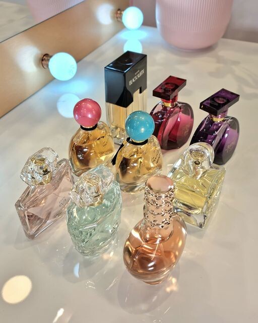 TotalBodyUK1's tweet image. Feel like refreshing your collection of perfumes?

You're in luck 🍀
Find your signature scent at 👉 shopwithmyrep.co.uk/search/results…
#PerfumeCollection #PerfumeAddict #FragranceLover #AvonPerfume