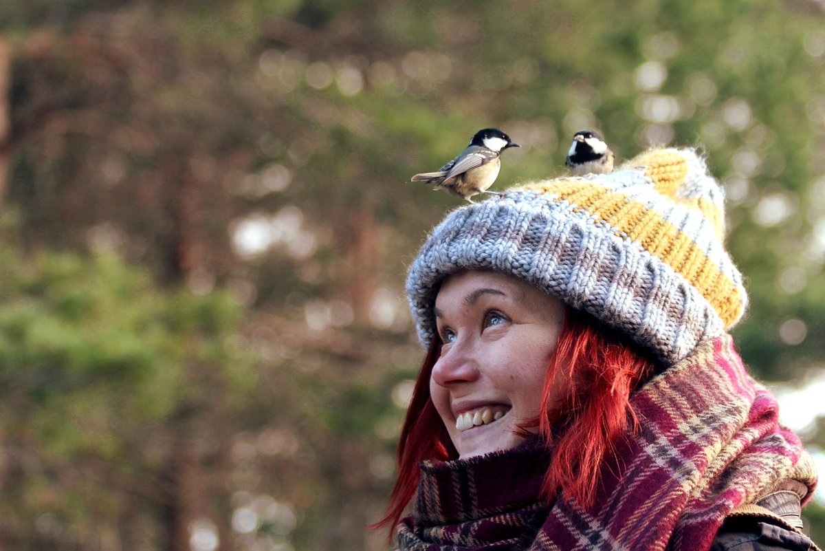 Our latest research published in Urban Ecology shows that noticing the joy of birds significantly lowers anxiety - but we also know that most adults don't notice birds... findingnature.org.uk/2023/01/25/joy…