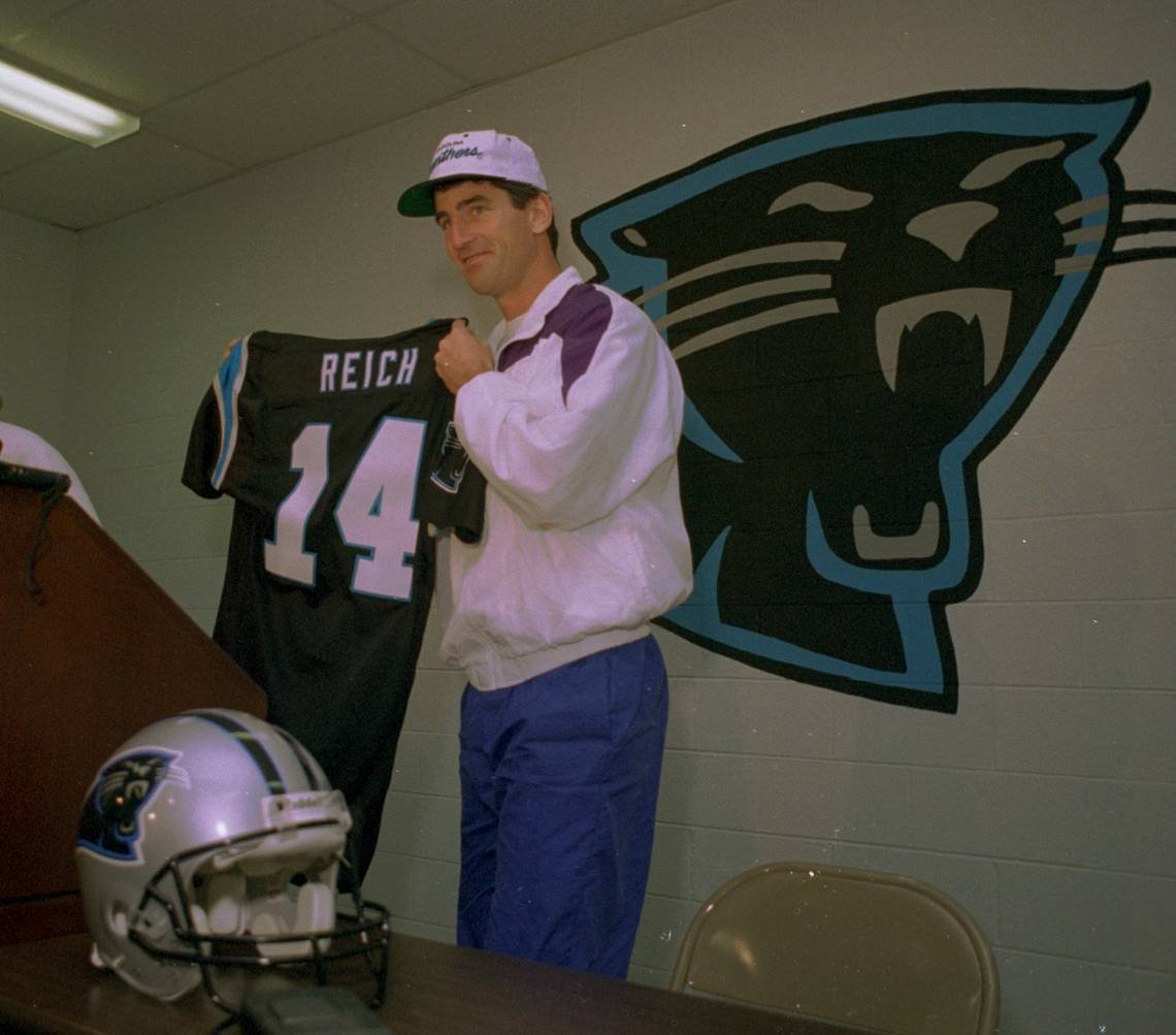 roaringriot's tweet photo. LETS GO COACH! https://t.co/BmJAztQnFv