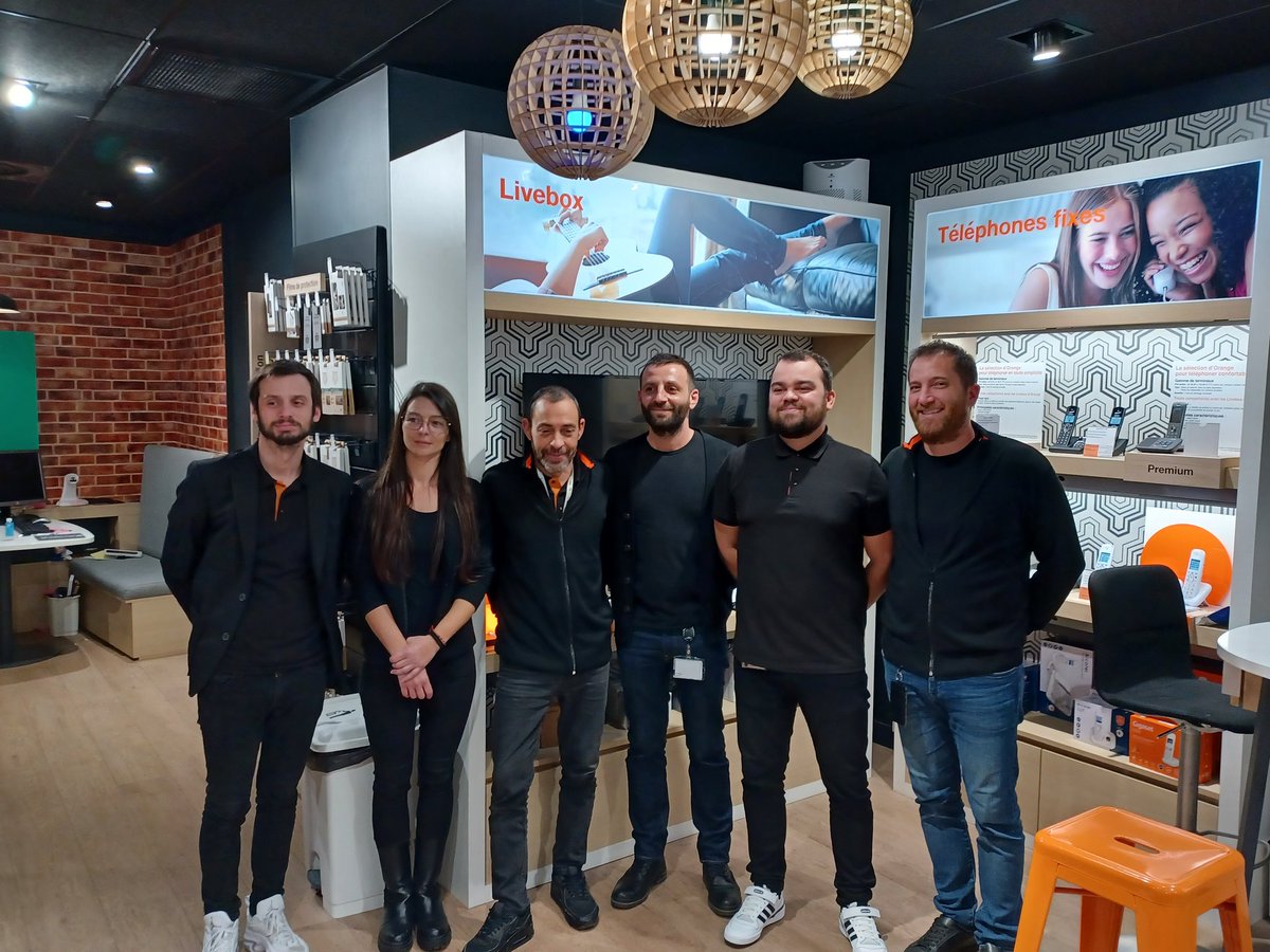 remy_mtn's tweet photo. Bravo 👏🏻 aux équipes de Bastia et Borgo @OrangeCorse pour votre réussite collective aux audits de labelisation @OrangePro 🥇#expertpro #engagement #customerexperience @rab_pro @padanest @ClementiCris @chrispeccoux @jmgrimaldi @JeanneTomasini @carli_michel @OlivierPERONNE @MHBV https://t.co/LHA2jAp2gq
