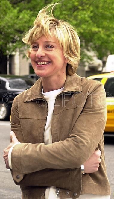 barbaravitali2's tweet image. Happy Birthday @EllenDeGeneres January 26,1958 #TheEllenDeGeneresShow #PortiaDeRossi #EllenDeGeneres