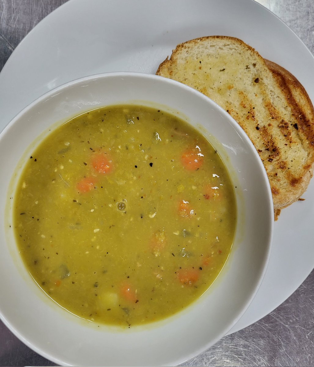 #lunchfeature: Roast Beef on Cheese Bread w/Soup. Main St. Sandwich w/Caesar. Ham &amp; Pea or Tomato Basil Soup w/Cheese Soup. #Thursday #medhat