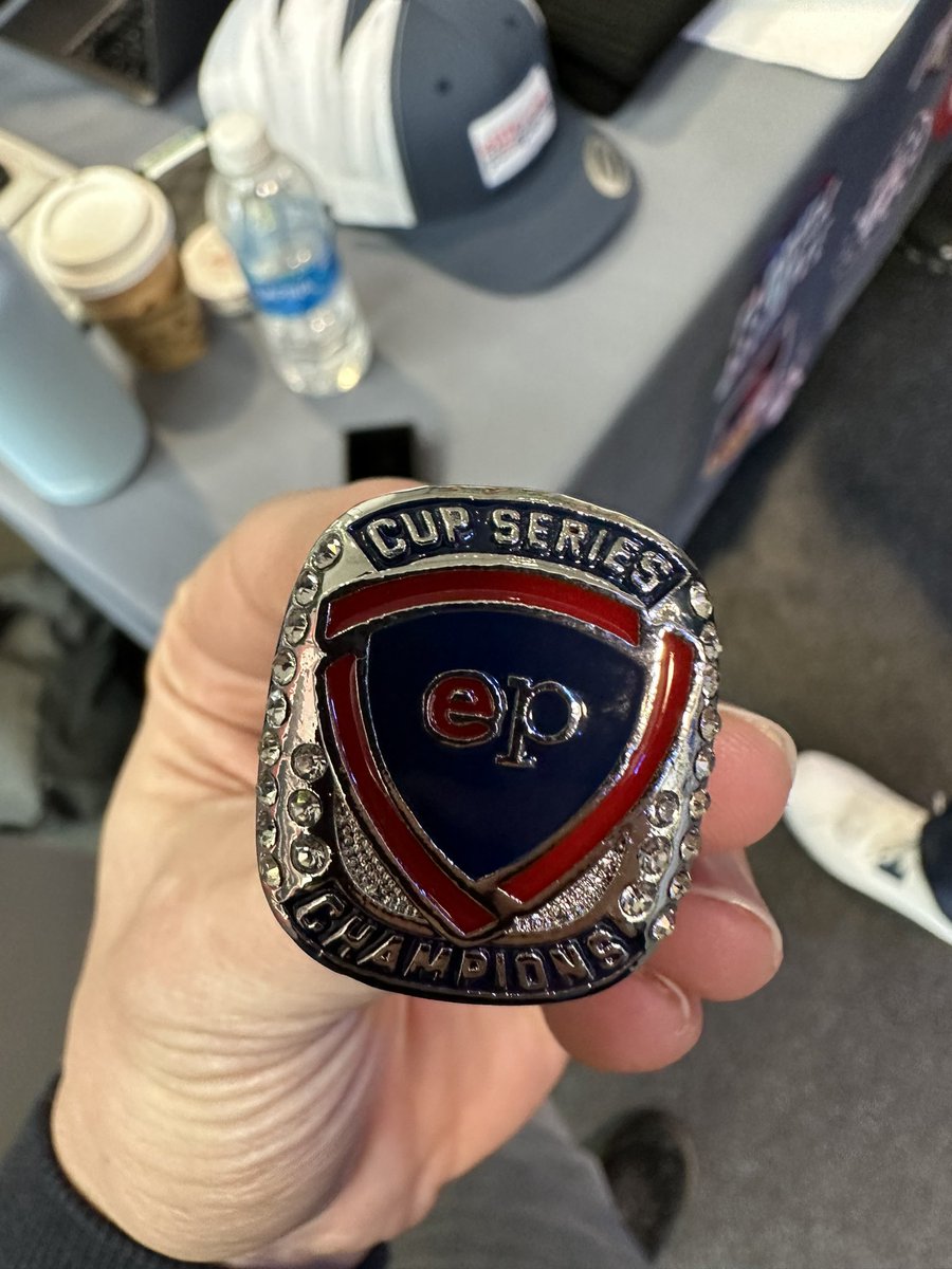 seanshapiro's tweet image. Down at @eliteprospects #EPCS today with @EPRinkside here in Florida. Pretty impressive championship rings being handed out to winning teams this weekend.