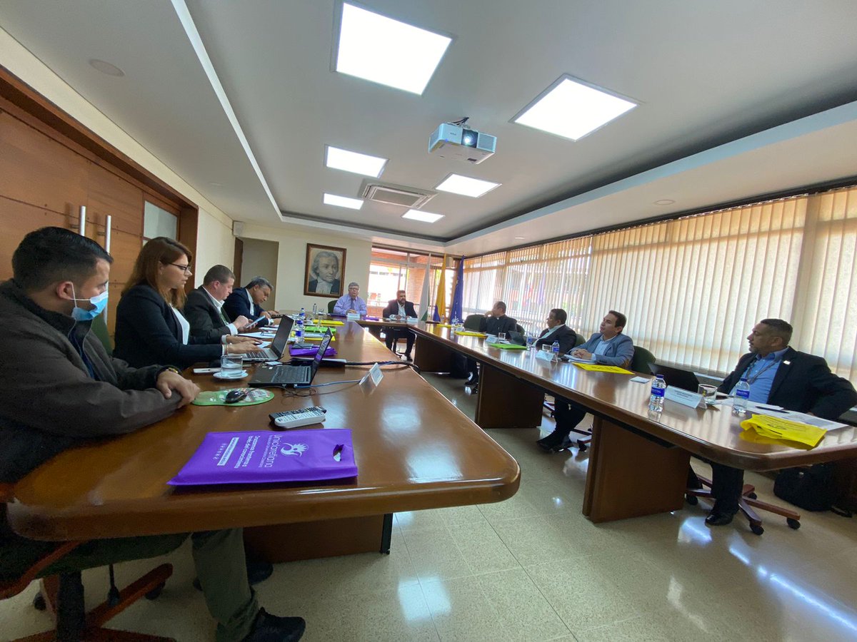 SoyUCN's tweet photo. Nuestro Rector de la #CatólicaDelNorte participa en la primera reunión del año de la Red de Universidades Católicas de Colombia - Antioquia - Chocó #RUCC en la que se abordan las acciones y logros que se visionan para el 2023 https://t.co/tC7P7ZISZI