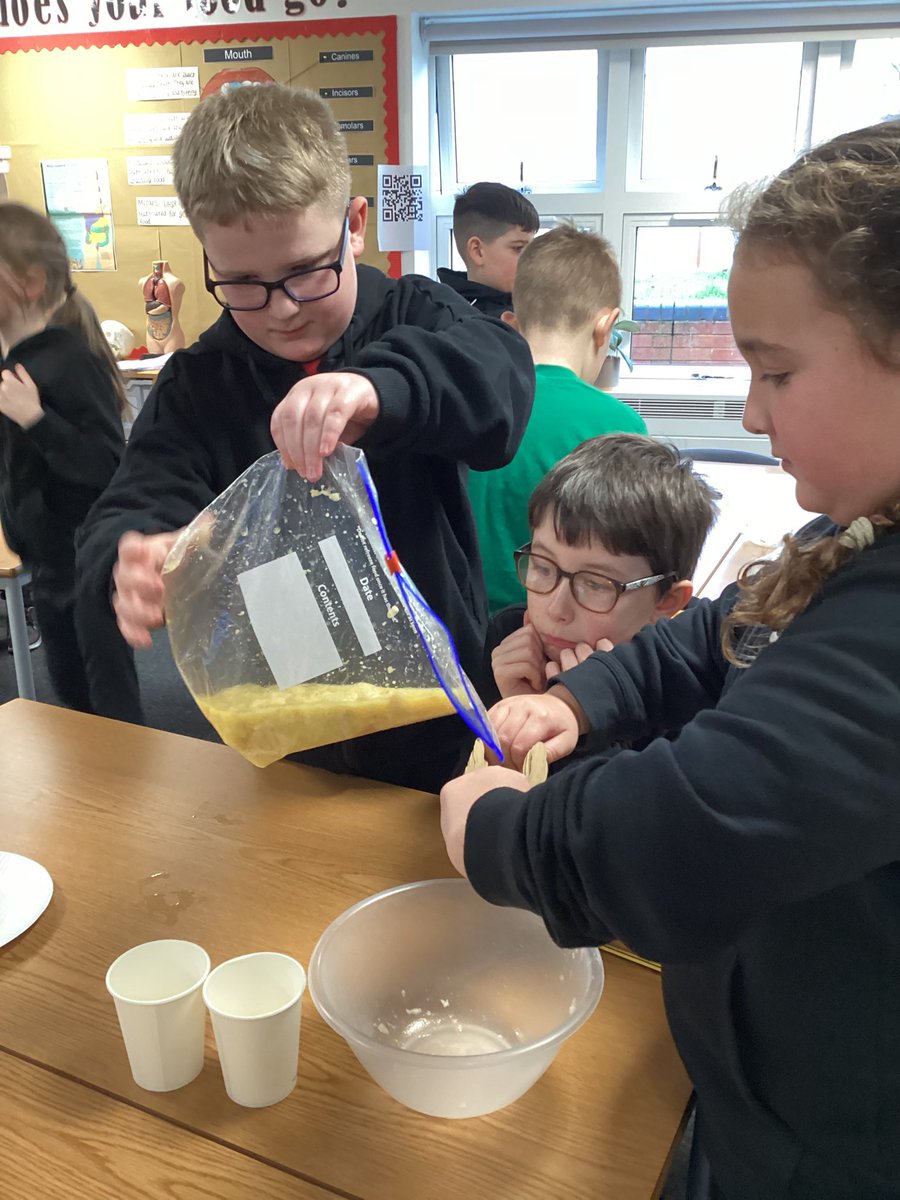 Mrs Ward tweet media