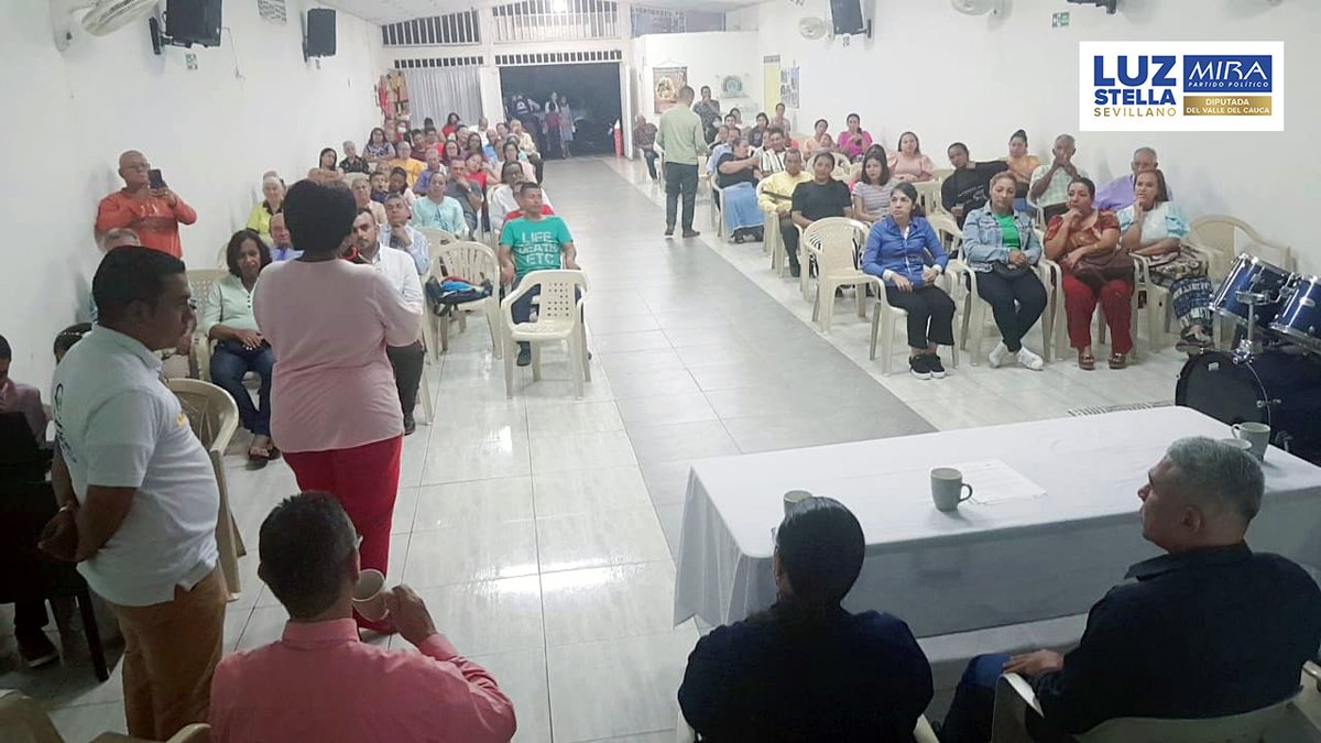 LuzSevillano's tweet photo. Participamos de una actividad, realizada en el municipio de Riofrío, con el sector interreligioso y el comité de libertad religiosa. Fueron escuchadas las necesidades de la comunidad riofriosence en este ámbito. ¡Fue una experiencia enriquecedora!
@partidomira https://t.co/wjK8SXSBSf