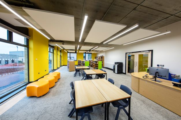 FlooringRw's tweet photo. Chantry Academy Project completed in 2022 for @morgansindallc
In the classrooms and Library our team installed @InterfaceInc Icebreaker Claystone 4282007 carpet tiles.
#flooring #educatation #carpettiles #schools
📸 @Concertus_ https://t.co/RewelnJByv