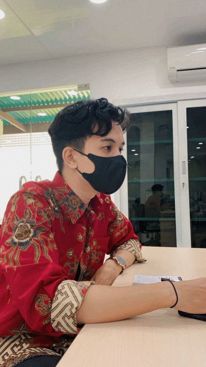 papacringeee's tweet photo. 🥸 https://t.co/XWK4MXxFVS