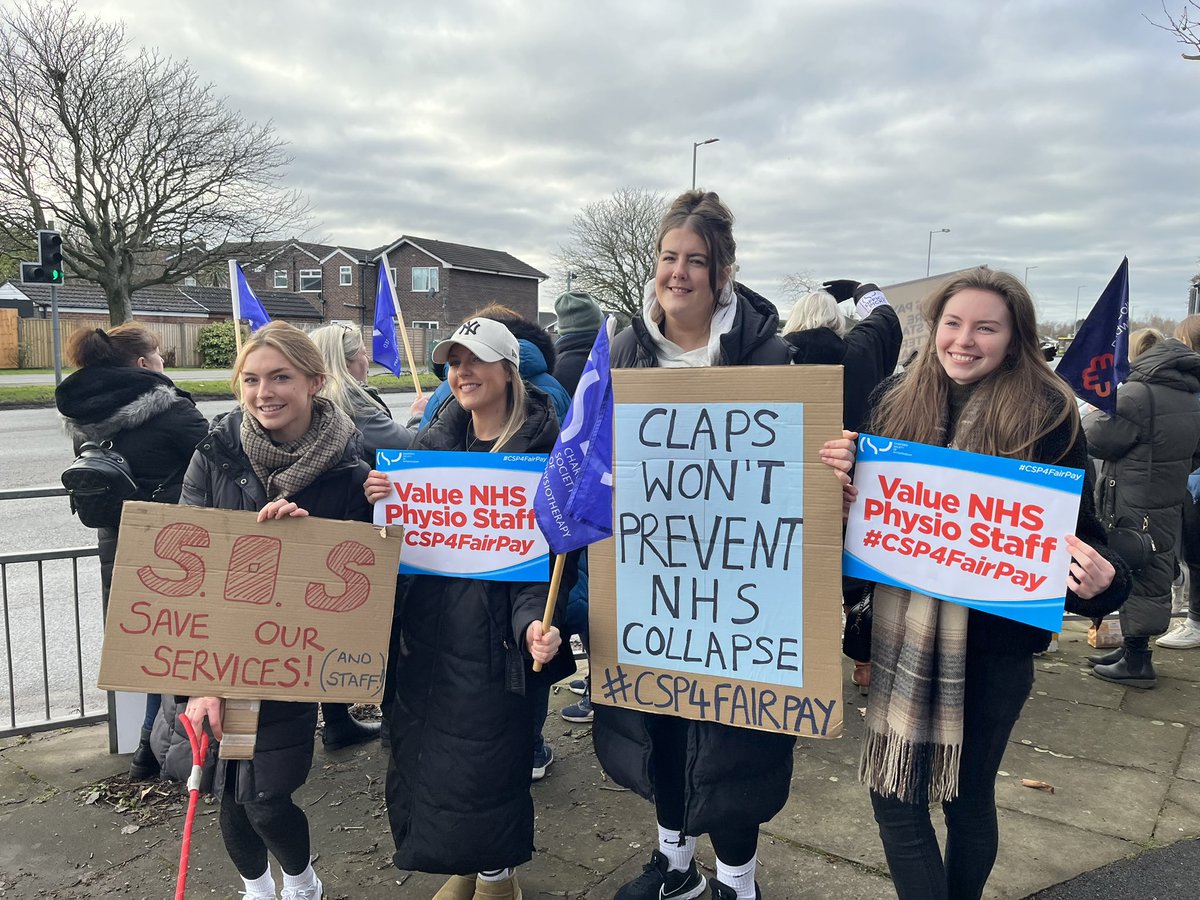 Kate_Baker_PT's tweet photo. Wow what a day @SONHStrust for our first day of @thecsp Strike. So overwhelmed by the strength of public support and so proud of all my colleagues! This government has got it so wrong @RishiSunak #CSP4FairPay https://t.co/JeHvE2MGJd