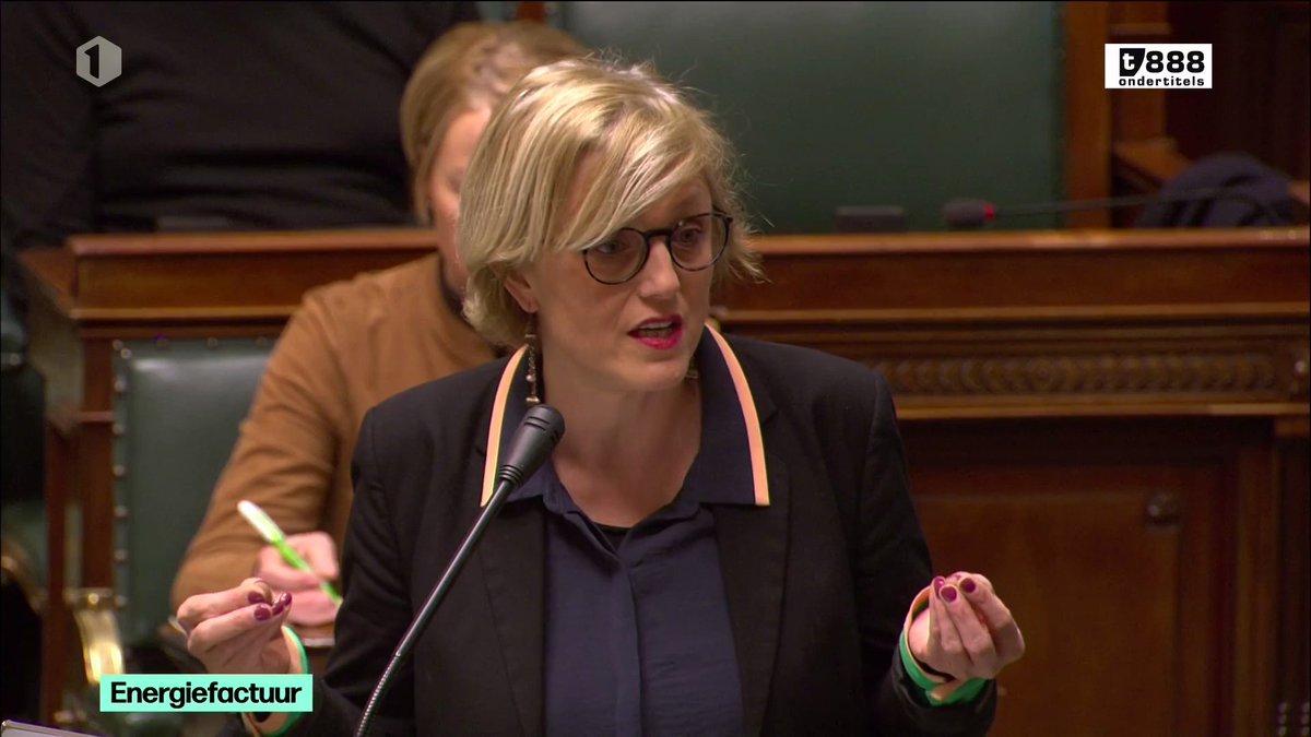 PTBlachambre's tweet photo. "Réponse limpide de @vincent_v_p : tous les partis de la Vivaldi sont OK d’augmenter les #accises sur la facture d'énergie. Le principe est clair: si le prix de l'énergie baisse, le gouvernement va prélever une nouvelle taxe au lieu d’alléger la facture des gens."
@Sofie_Merckx https://t.co/AdXnGj9btm