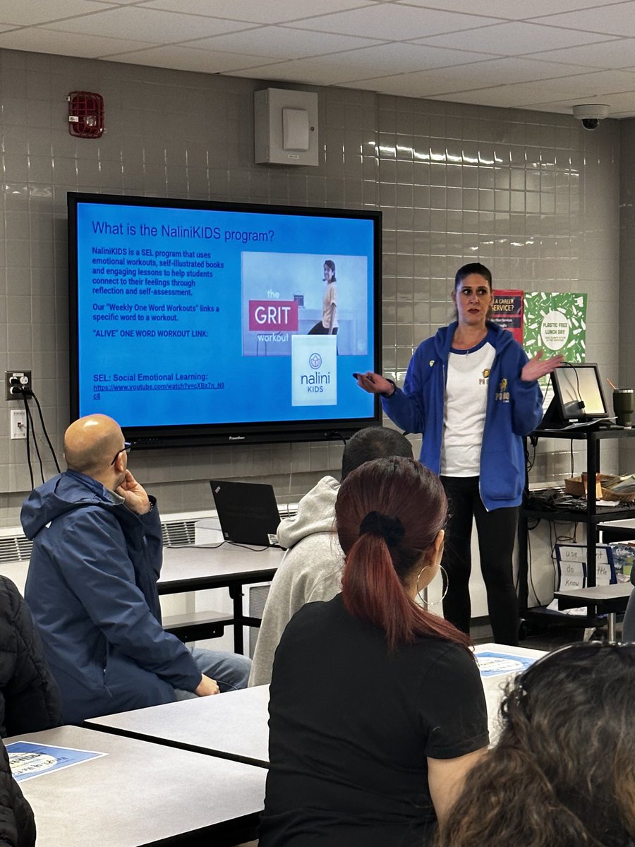 PS66JKO's tweet photo. Thank you to all the parents that joined us for Coffee with the Principal! Topics covered SEL, Yoga, computer science ⁦@PS66JKO⁩ @27D27NYC #impact66 https://t.co/BVigEFUGCD