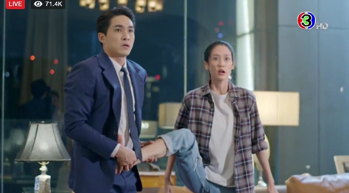 ช็อตนี้กำลังกินน้ำอยู่ เกือบสำลักพุ่งออกปาก หัวเราะลั่นบ้าน 🤣🤣
#เพราะรักEP2