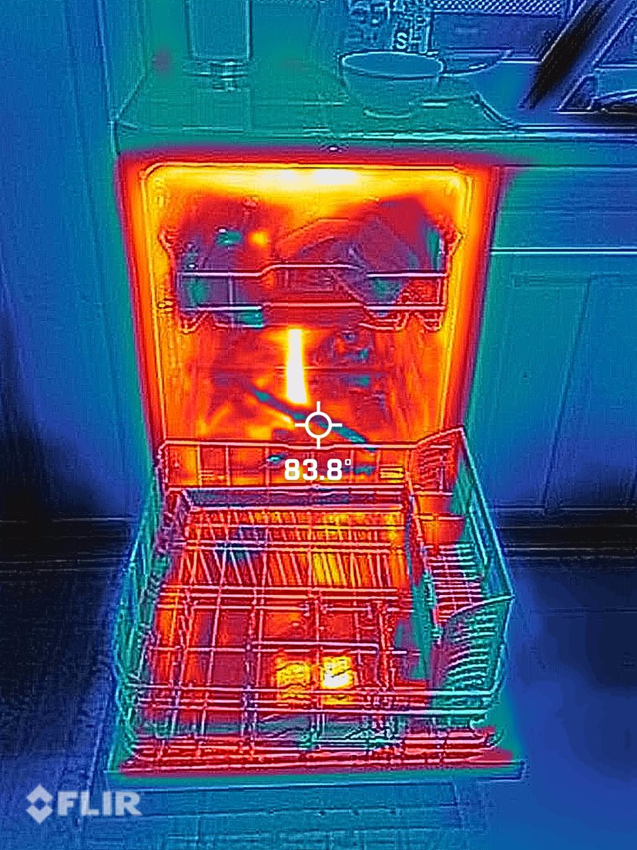 Look what showed up yesterday!!! The newest thermal camera from FLIR!! This should help me set that “Largest Explosive Bubble World Record” I’ve been working on!
Can you guess what my first picture was with it?

#bealsscience #thermal <a href="/flir/">Teledyne FLIR</a>