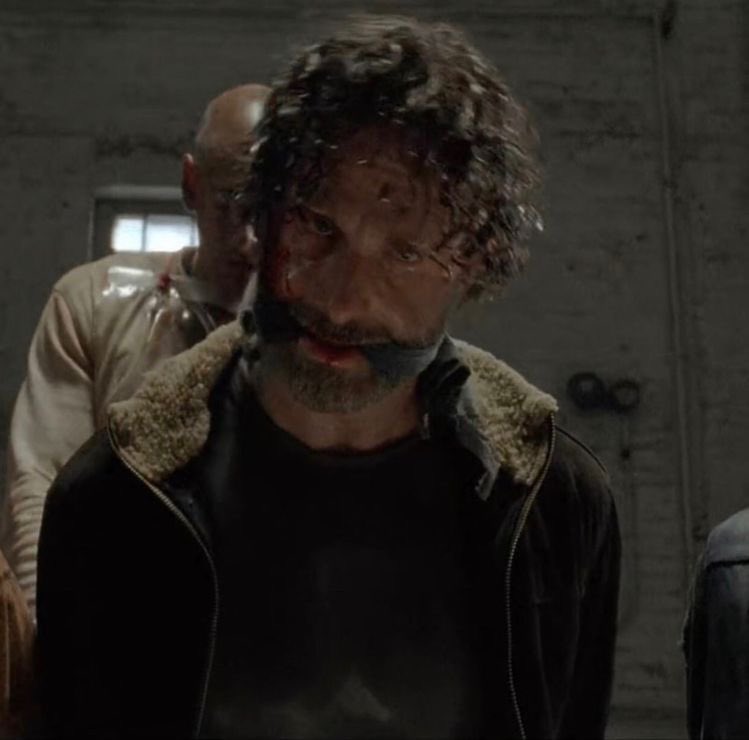 mayfieldslvr's tweet photo. what is ur fav rick era in #twd https://t.co/zGLK8lyRID