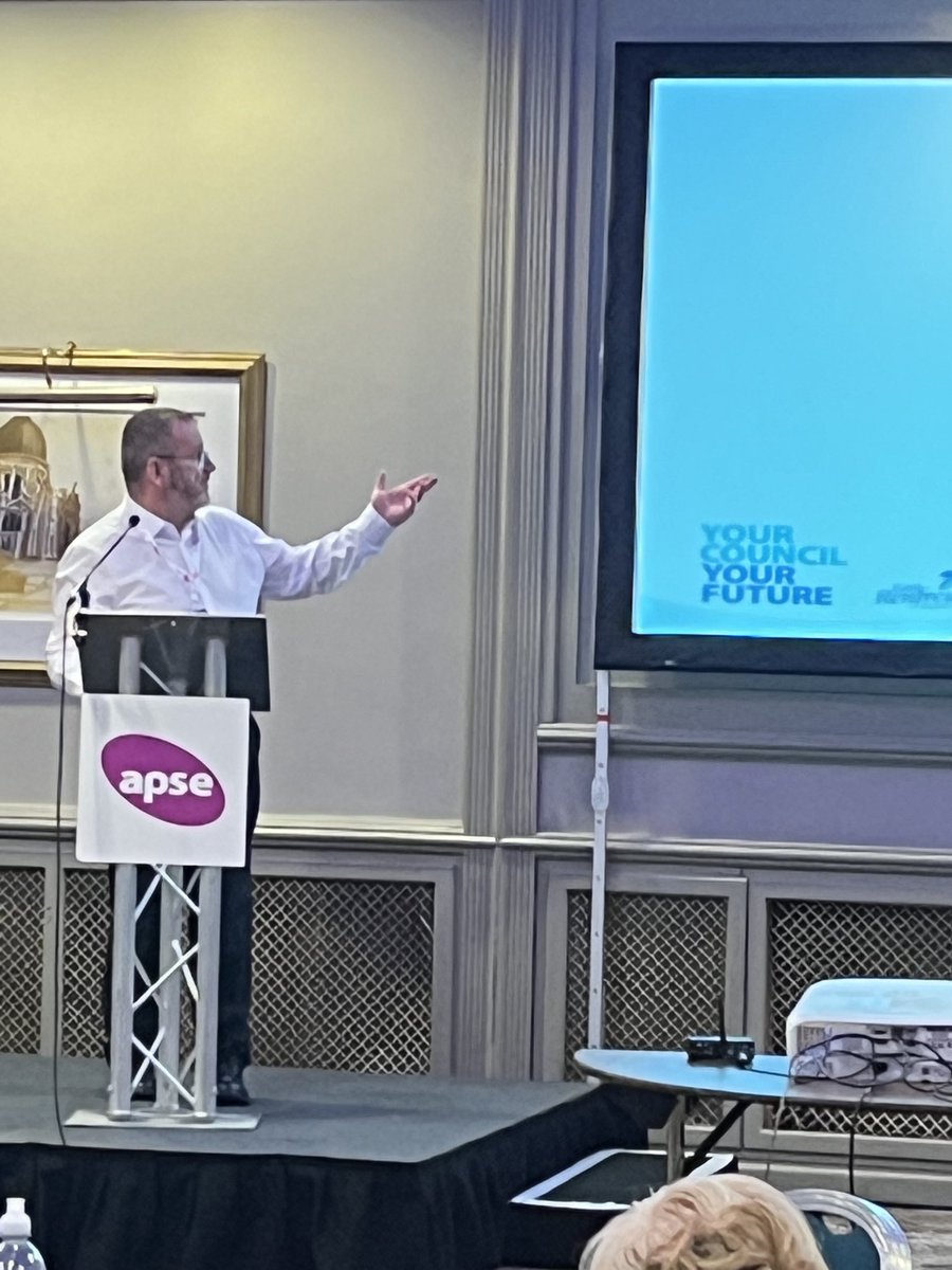 apseevents's tweet image. Next up John Freeney of ⁦@EastRenCouncil⁩ sharing innovation and developments in #BuildingCleaning #FMservices