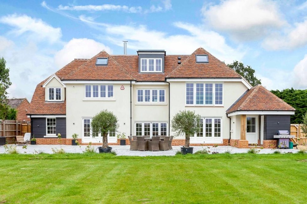 LomaxWood's tweet image. New Spring Timber Sash Windows &amp;amp; Casement Windows for Emblems Farm.

Read our case study here: lomaxwood.co.uk/case-study/new…

#sashwindows #casementwindows #timberwindows #homeideas