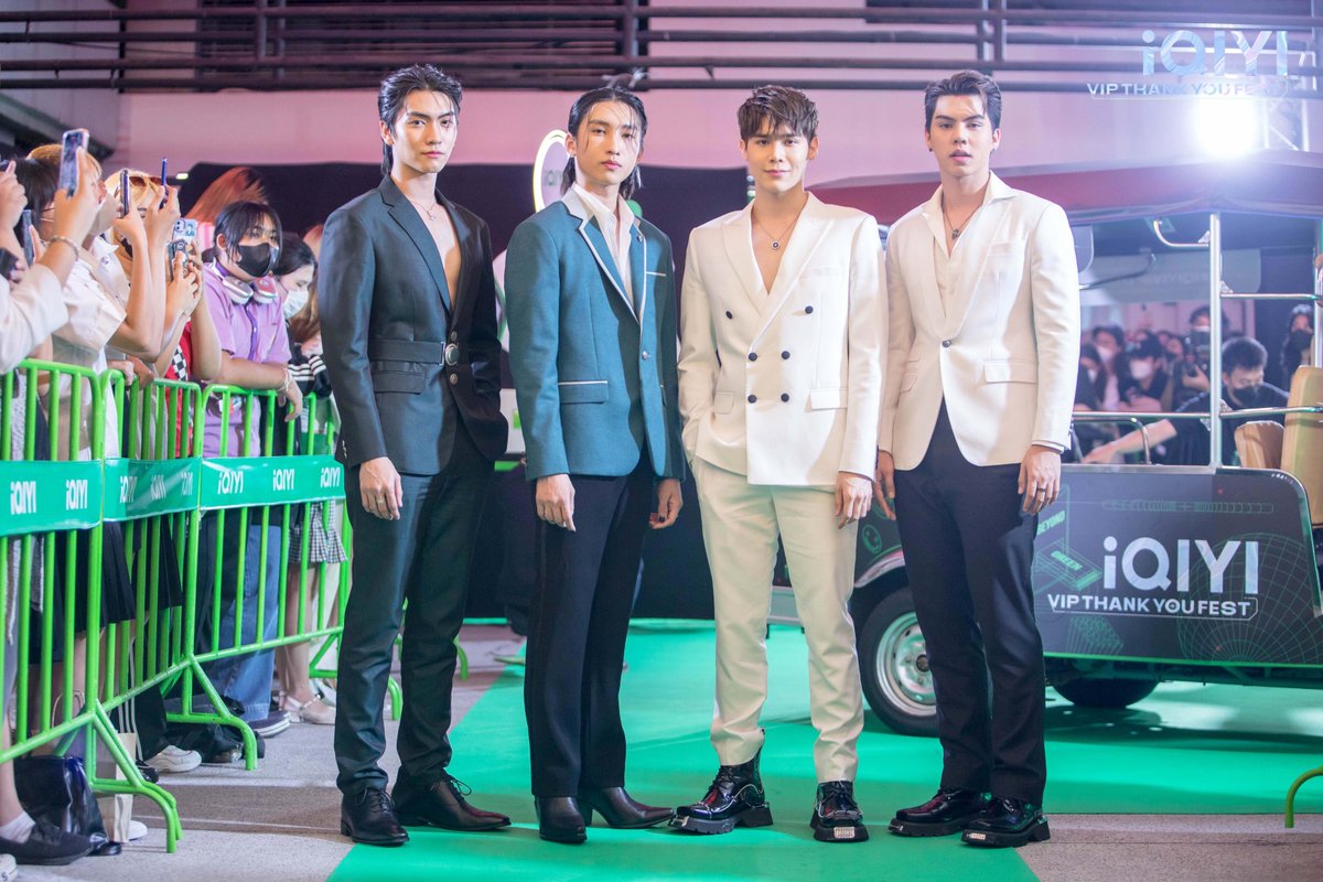iQIYI_Thailand's tweet photo. ภาพบรรยากาศ iQIYI VIP THANK YOU FEST ช่วง GREEN CARPET 💚 หล่อสวยกันแบบสุดแบบสับ 

#iQIYIVIPTHANKYOUFEST #iQIYIVIP #iQIYI #realme #Aconatic #Lolane https://t.co/UcCfkLdbEG