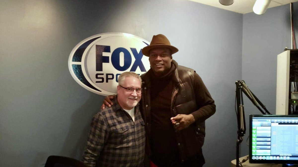 FoxSports1310's tweet photo. @LaVarArrington stopped by the new Fox Sports 1310 studio today for 2 Pros and a Cup of Joe live broadcast this morning. #foxsports1310 #foxsportsradio https://t.co/leVNIXq7Ja
