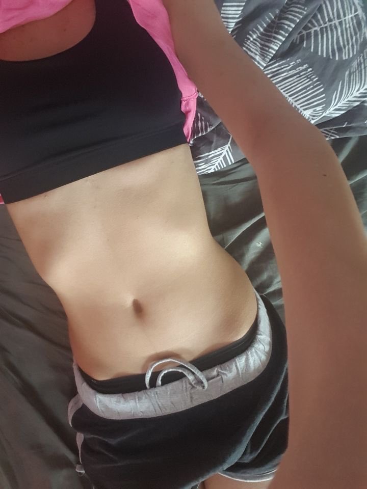 LauraKa1999's tweet photo. Hi Friends:) irgendwer dieses Wochenende zufällig in München und möchte mit mir shoppen gehen?Brauche neue Sachen :) #shoppen #münchen #girl https://t.co/ZSdtD2TXf6