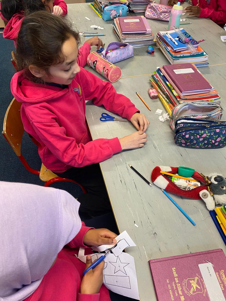 TogherGirls's tweet photo. More examples of Ms.Carmody's 3rd class students @TogherGirls doing active learning in Maths and art.@mathsweek @PDSTPrimarySTEM @cork_cesc @littlefinearts #togher #integration #activelearning #symmetry #shapeandspace https://t.co/trGqeO7U6Q